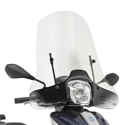 KAPPA szyba motocyklowa PIAGGIO Medley 125-150 (16-19) 46,5 x 67 CM PRZEZROCZYSTA POTRZEBNE MOCOWANIE A5606AK MOTORUS.PL